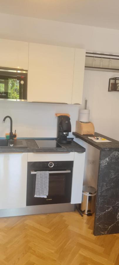 Elena - Studio Apartman Ičići Exteriör bild